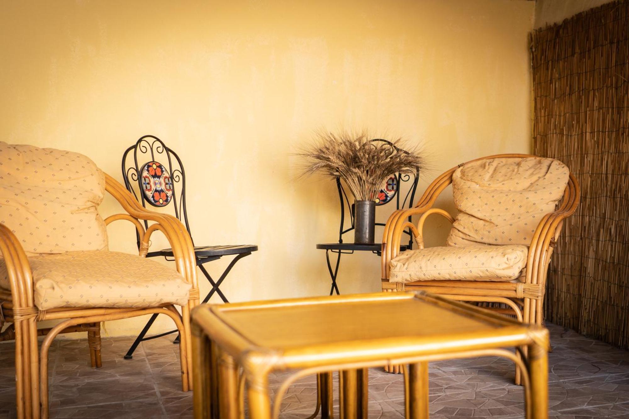 Sa Domu De Ladiri - Matrimoniale Con Giardino Bed & Breakfast Musei Exterior photo